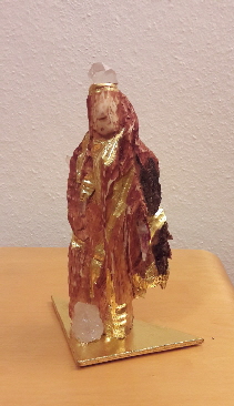 WZ07 Kristallhüterin_2neu_Sculptura-Magica-Holz