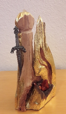 WZ32 Hüter-Flamme_6neu_Sculptura-Magica-Holz+Edelsteine